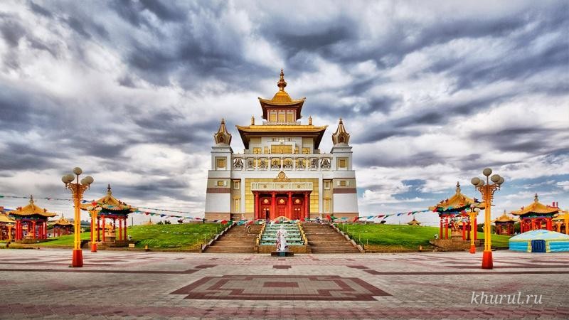 В Центральном хуруле Калмыкии состоится большое молитвенное собрание Ик Йөрял (Монлам Ченмо)