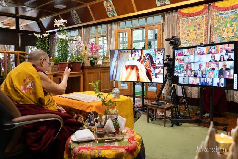 Далай-лама провел подготовительные церемонии для посвящения Авалокитешвары