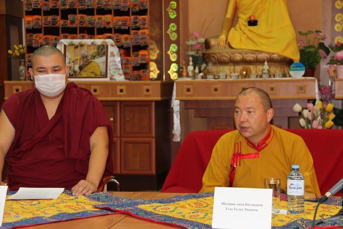 Далай-лама проведет учения в ноябре