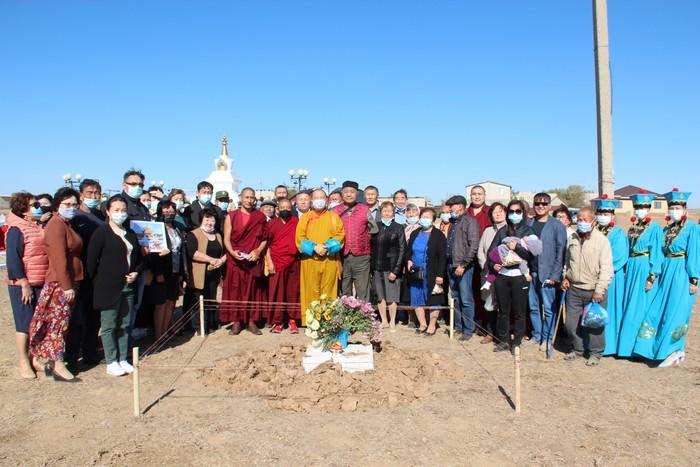 Глава буддистов Калмыкии Тэло Тулку ринпоче посетил Кетченеровский район