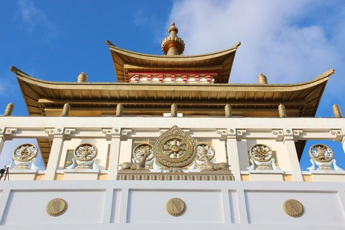 Центральный хурул возобновляет прямые эфиры, посвященные изложению основ Учения Будды