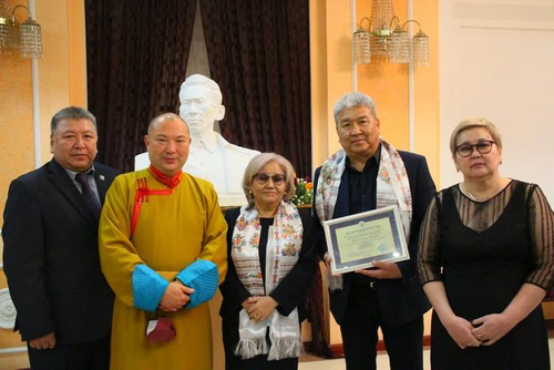 В Калмыкии состоялась премьера спектакля «Путь к Истине. Миларепа»