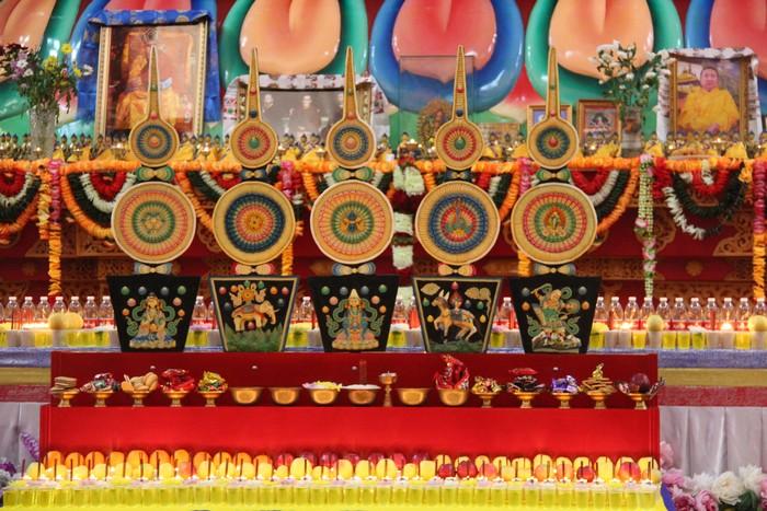 В Центральном хуруле проходит праздничный молебен Ик Йөрәл