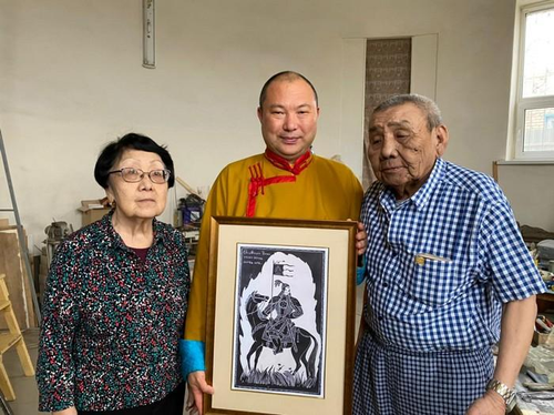 Шаджин лама Калмыкии Тэло Тулку ринпоче встретился с заслуженным художником России Владимиром Васькиным