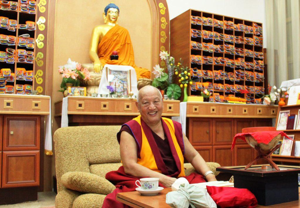 О геше-лхарамбе Тензин Дугде выйдет книга