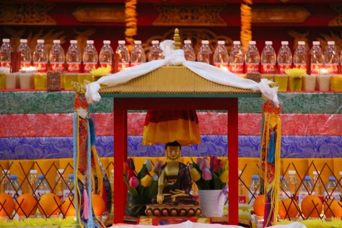 В Центральном хуруле Калмыкии состоялся тройной праздник