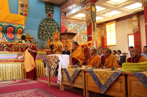Праздничный молебен в Центральном хуруле