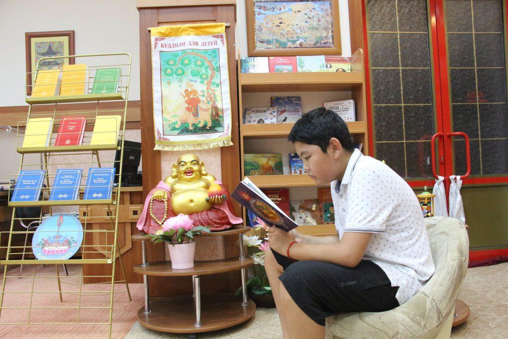 «Буддизм для детей»: приглашает библиотека хурула