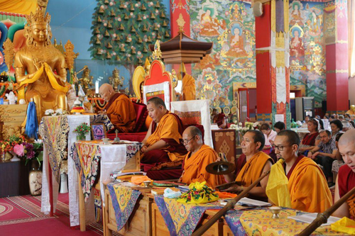 Фоторепортаж с ритуала призывания благополучия и удачи «Янгдруб»