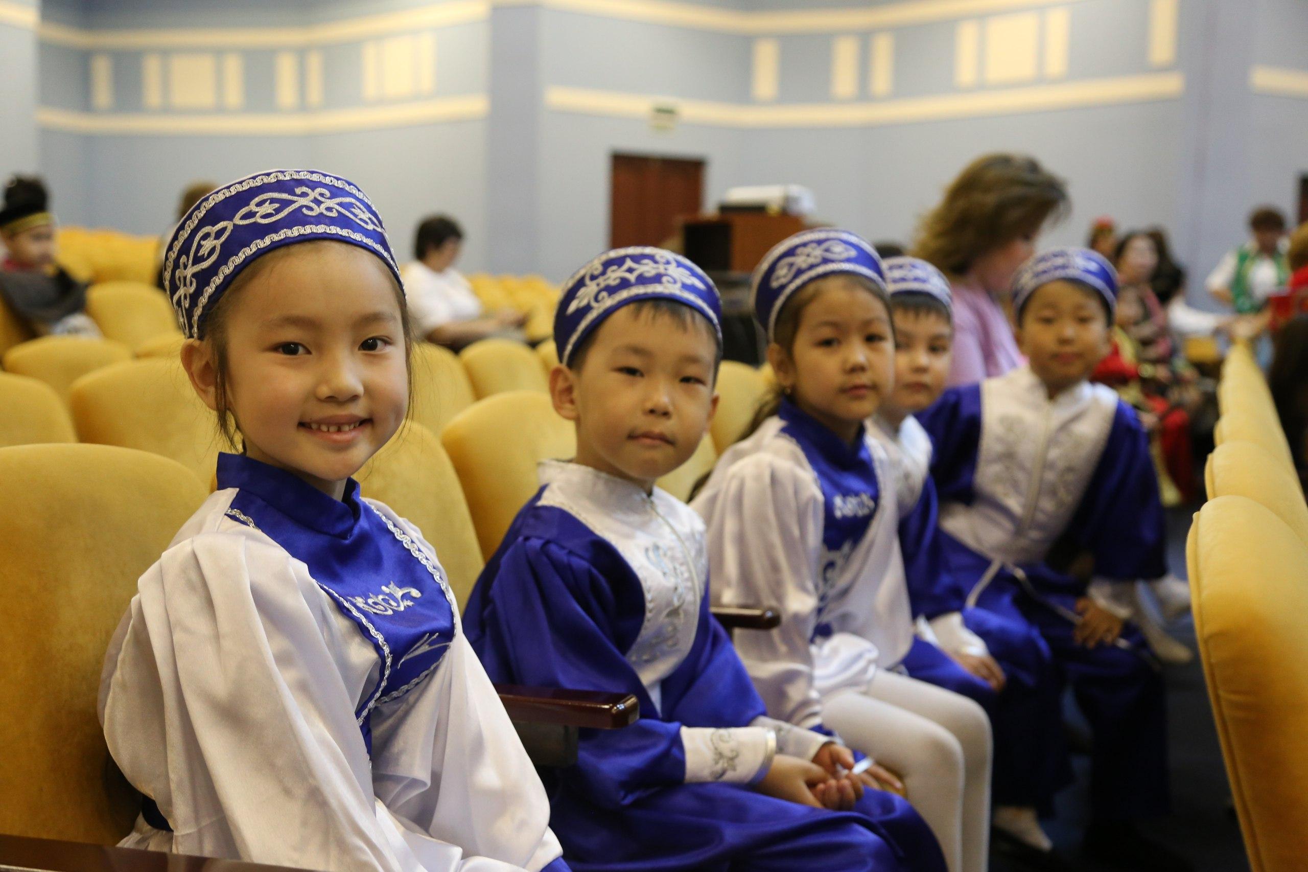 Сегодня в Центральном хуруле подвели итоги городского конкурса «Ээҗин келн- эңкр зөөр».