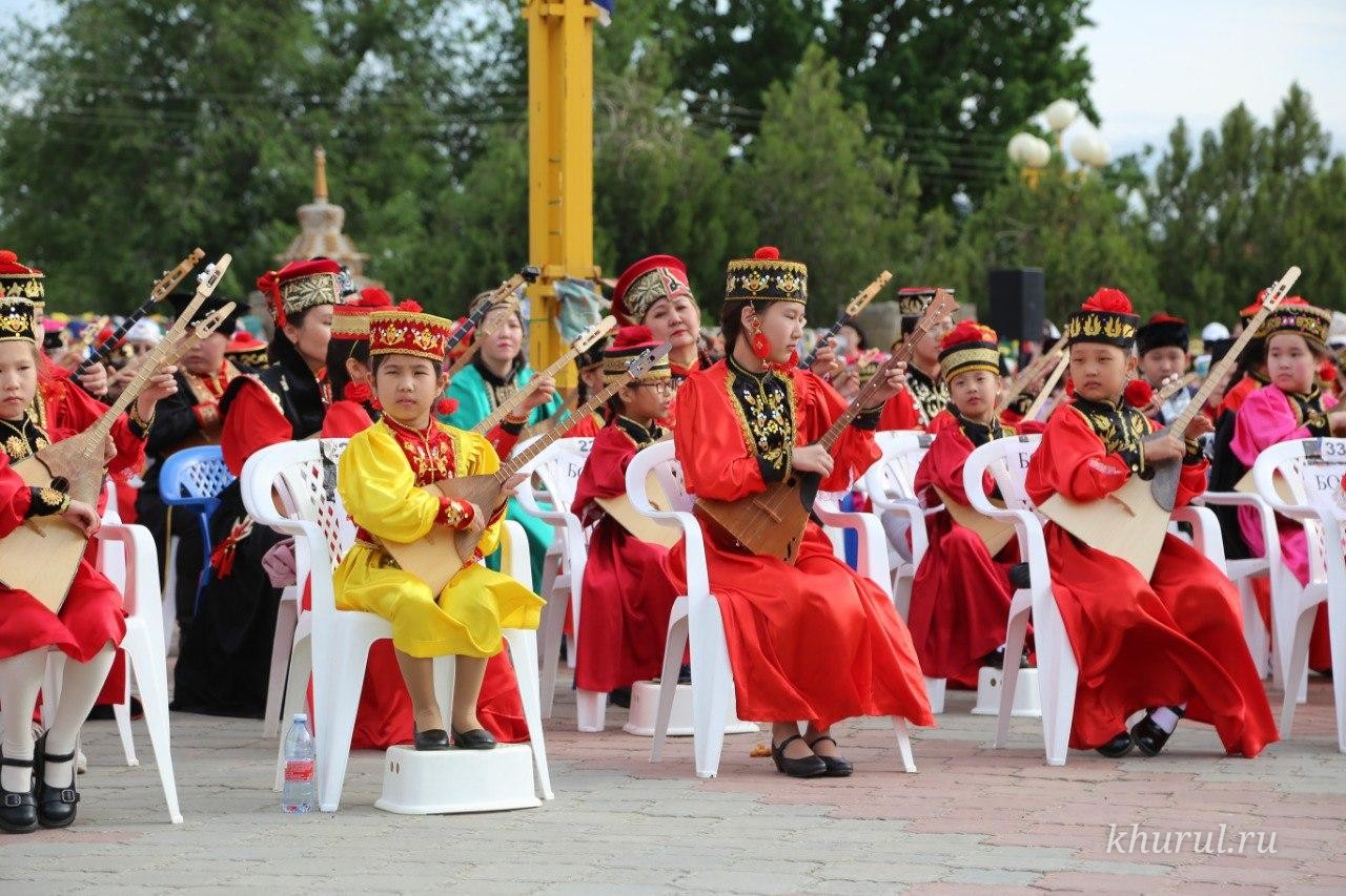 В Элисте состоялось музыкальное подношение Трем Драгоценностям