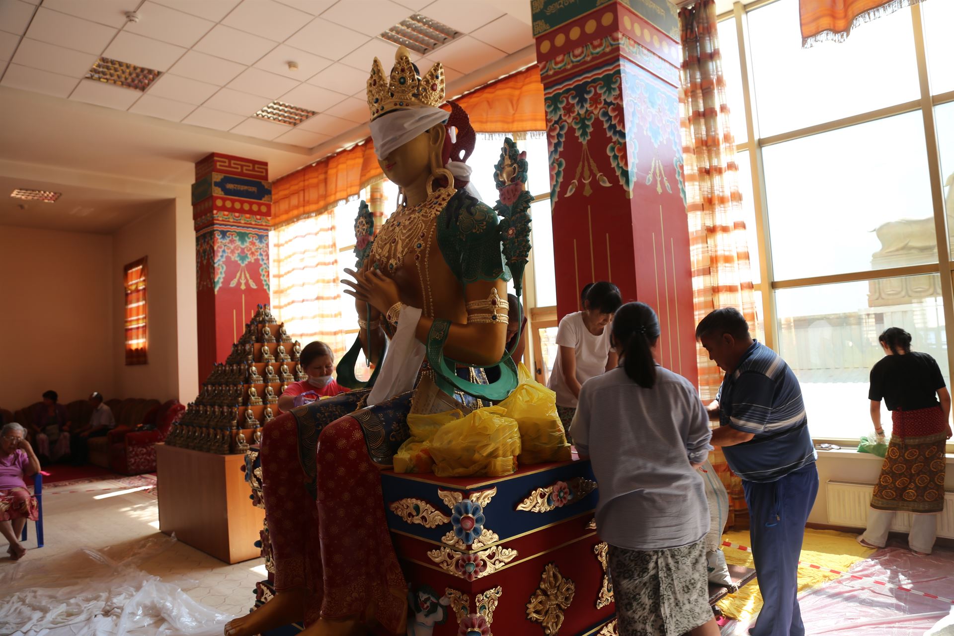 В «Золотой обители Будды Шакьямуни» прошла церемония закладки статуи Майтрейи