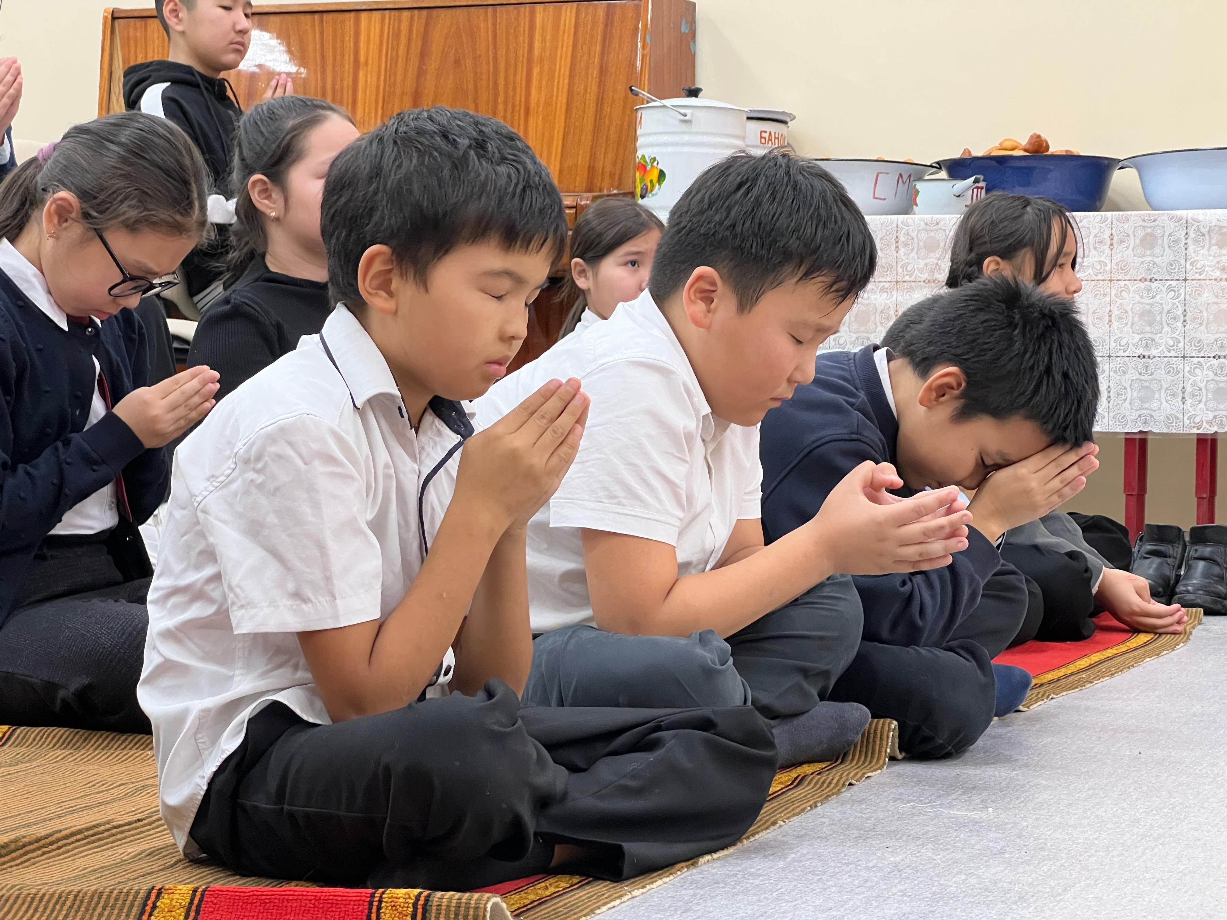 Разговор о важном с подрастающим поколением