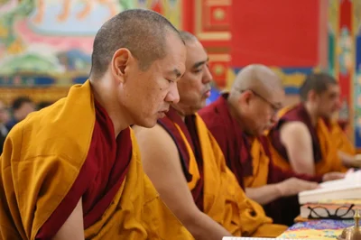 Сегодня в Калмыкии  прошел первый день  молитвенного собрания Ик Йөрәл (Монлам Ченмо)