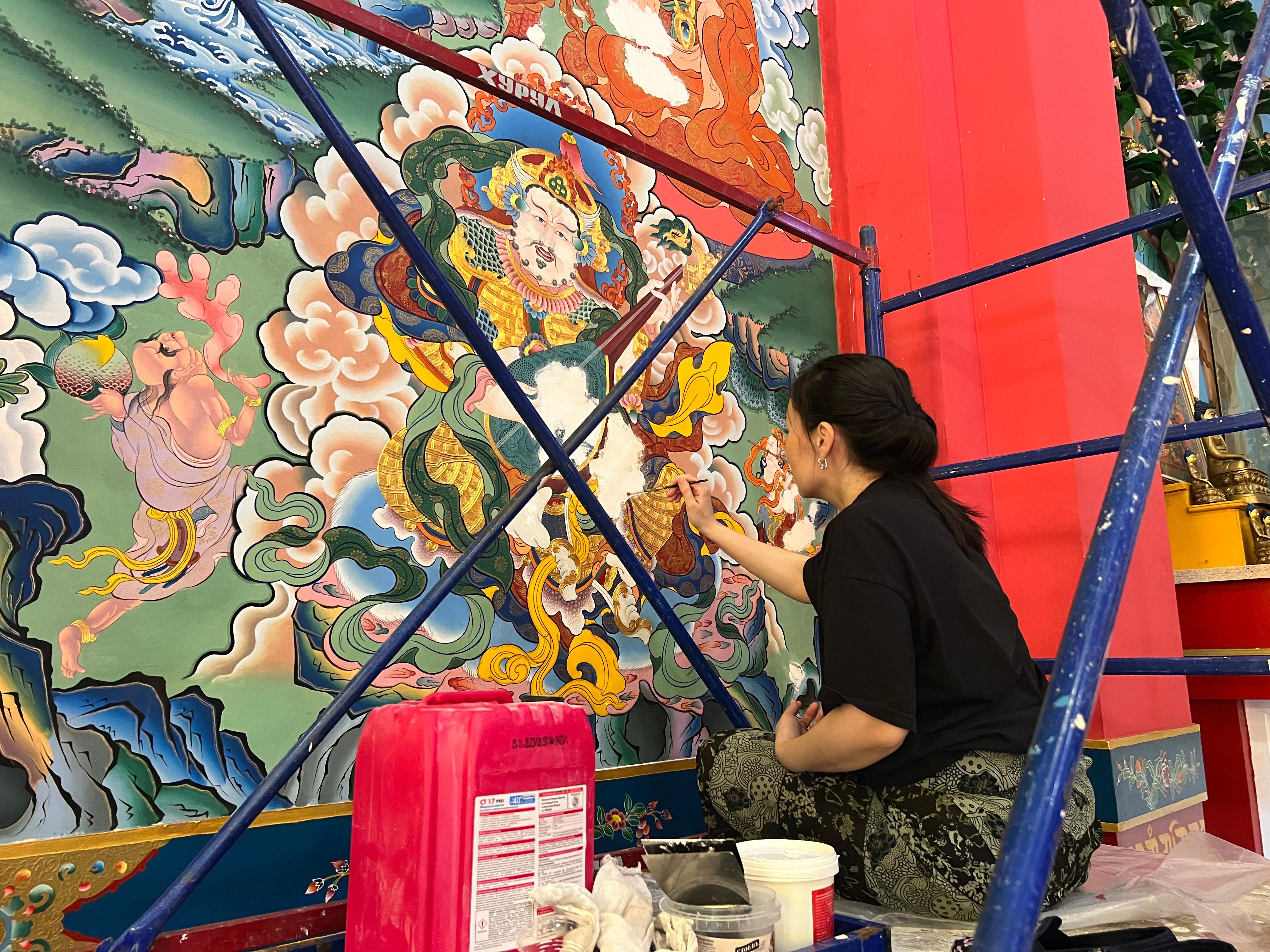 В «Золотой обители Будды Шакьямуни» продолжаются реставрационные работы