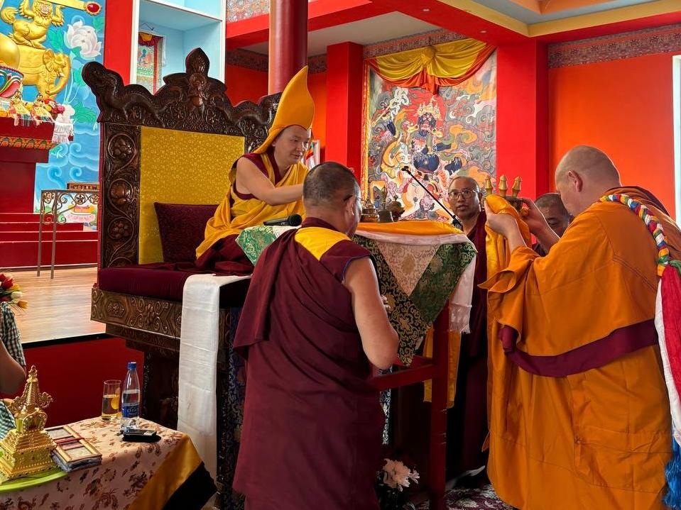 Кунделинг Тацак Ринпоче посетил Лаганский район 