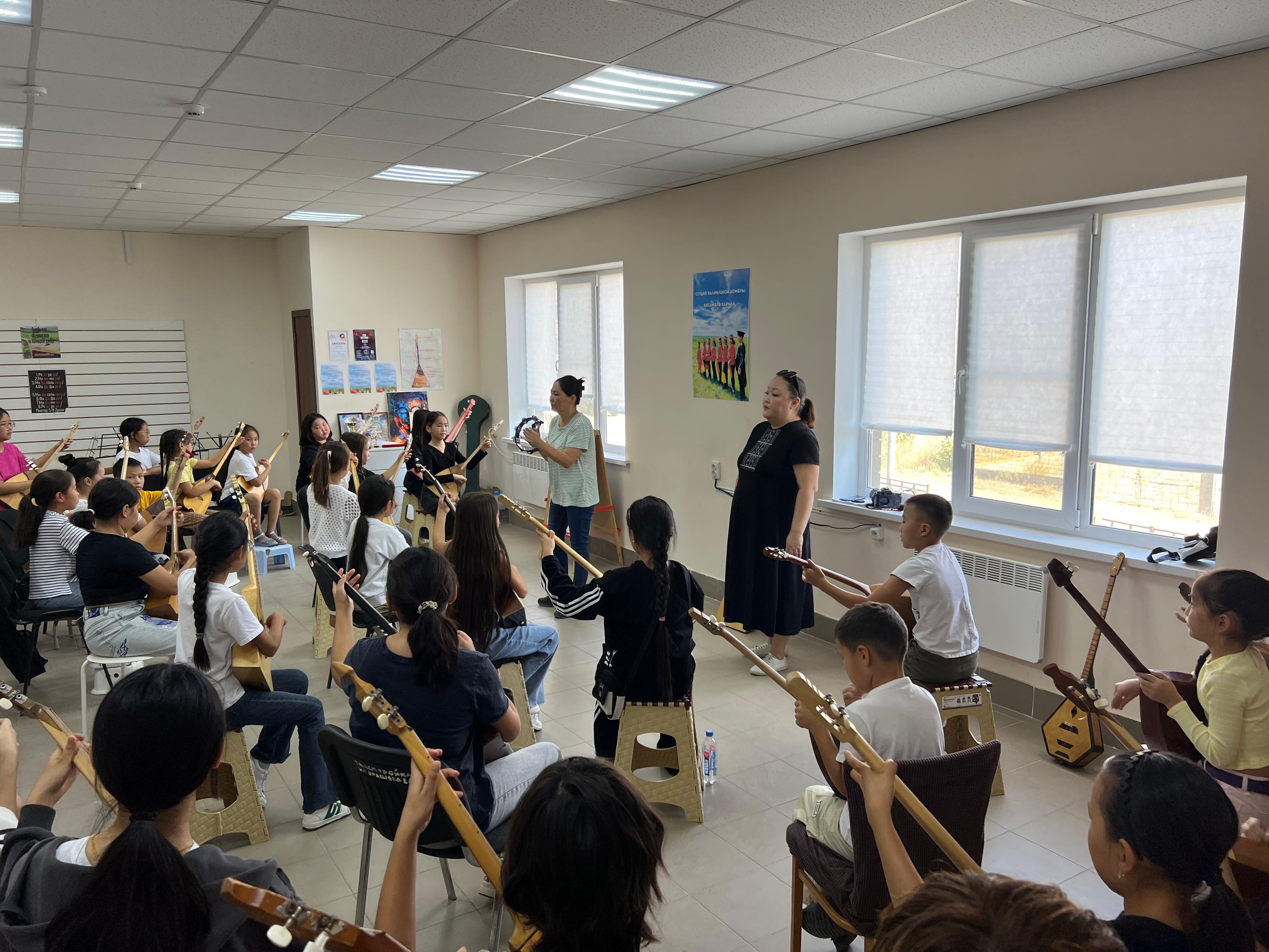 Через 3 дня музыканты Калмыкии сделают Подношение своим творчеством