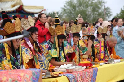 Подношения через Огонь… Сегодня в Калмыкии прошел ритуал «Джинсег»