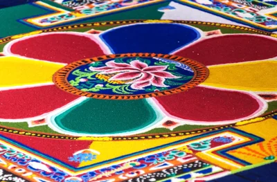 В течение двух недель в Центральном хуруле можно лицезреть мандалу