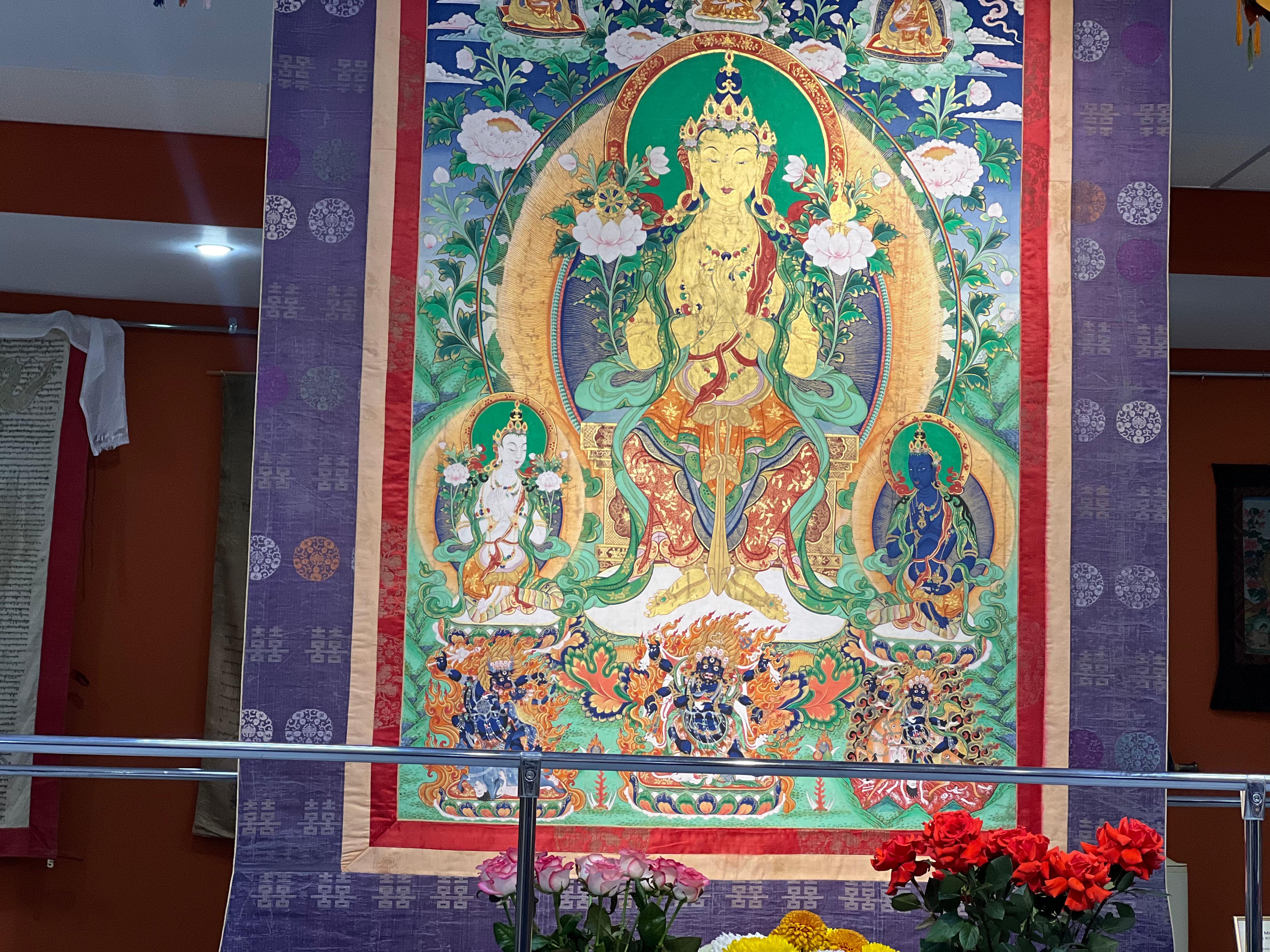 В Калмыкию после реставрации вернулась уникальная буддийская танка