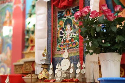 Сегодня верующие Калмыкии возносили молитвы богине долголетия Ушнишавиджае