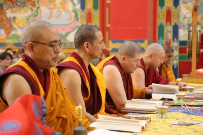 Калмыкия отметила День явления чудесных сил Будды Шакьямуни