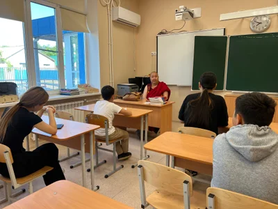 Буддийская воскресная школа продолжает обучение