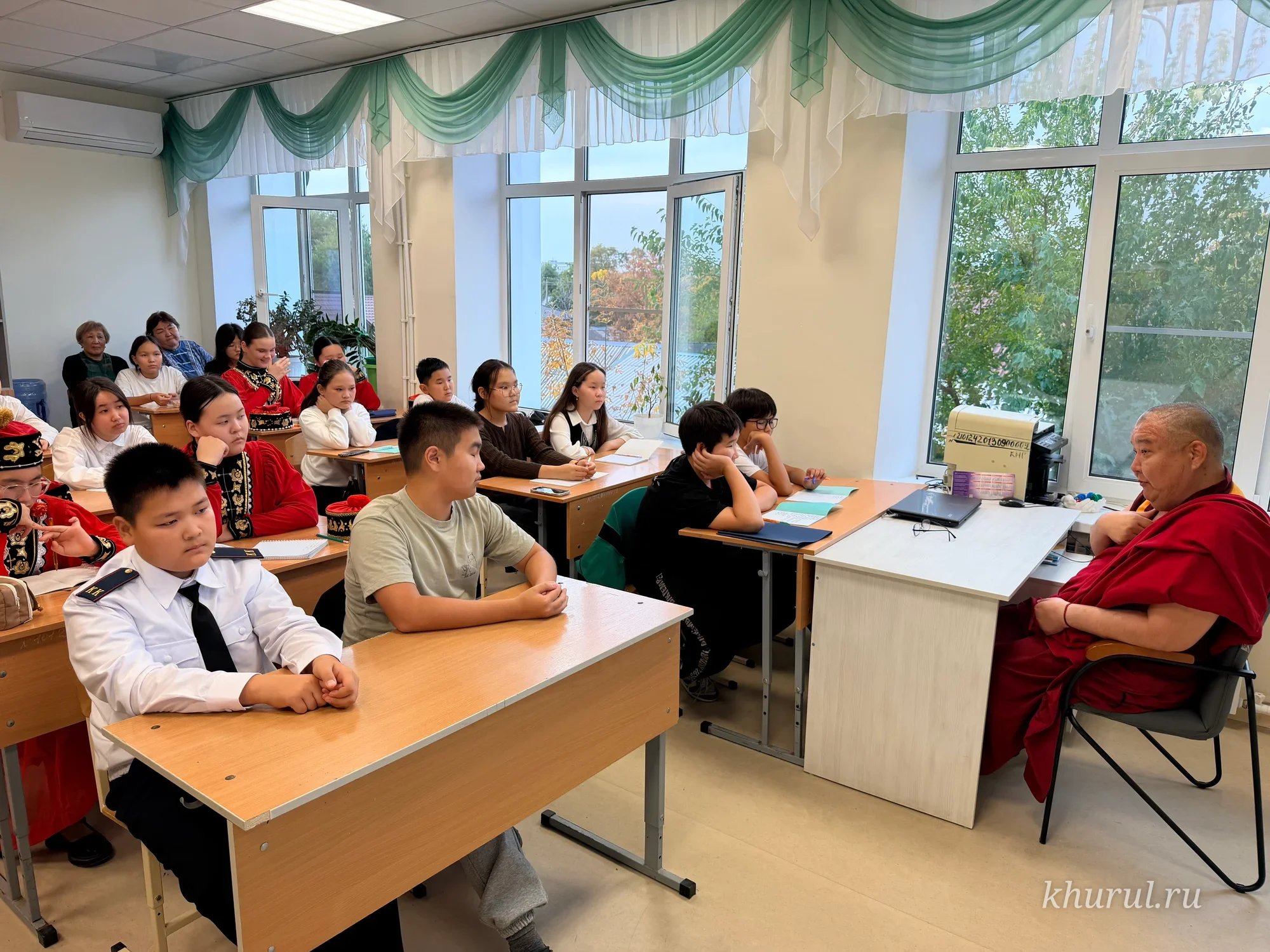 В Калмыкии продолжает свою работу буддийская школа